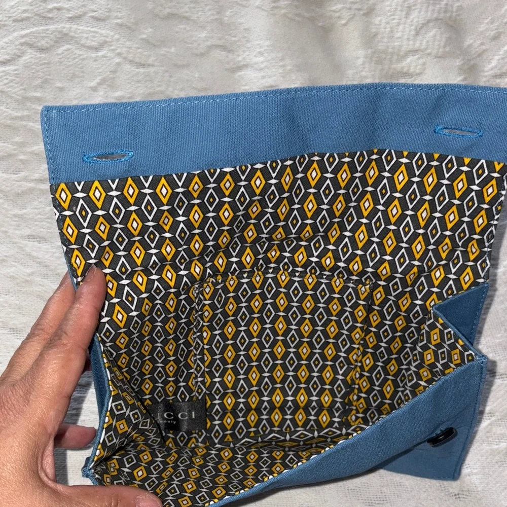 BNWOT BLUE Canvas Buttoned Pouch By Gucci Beauty